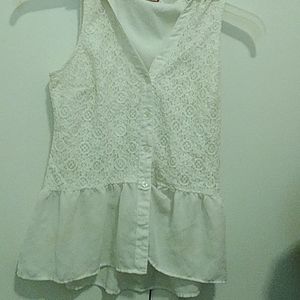 Size Small White top